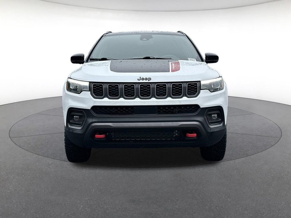 Certified 2025 Jeep Compass Trailhawk w/ Trailhawk Elite Group AWD/4WD image 9