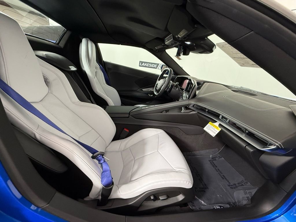 New 2026 Chevrolet Corvette E-Ray image 16