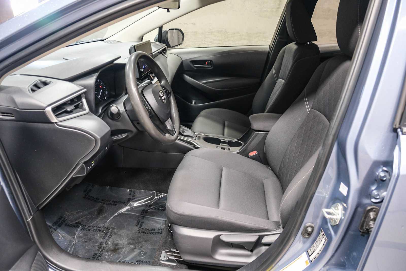 Used 2024 Toyota Corolla LE FWD image 24