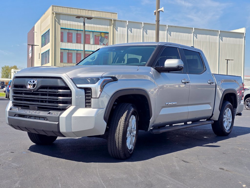 Used 2024 Toyota Tundra SR5 w/ Advanced Technology Package AWD/4WD image 4