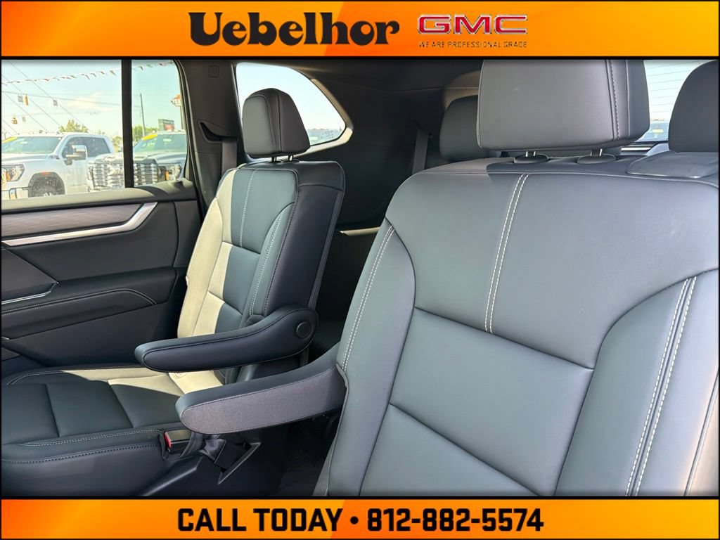 New 2026 GMC Acadia Elevation w/ Elevation Premium Package AWD/4WD image 20