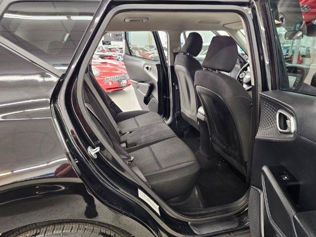 Used 2020 Kia Soul S FWD image 32