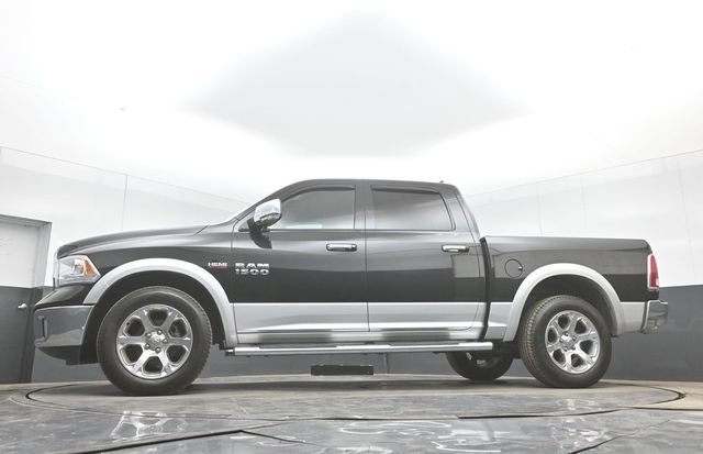 Used 2016 RAM 1500 Laramie w/ Convenience Group AWD/4WD image 43