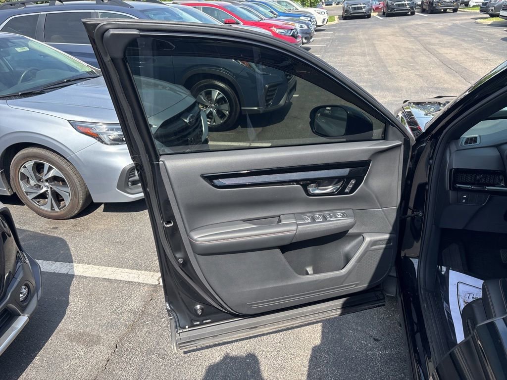 Used 2023 Honda CR-V Sport Touring image 17