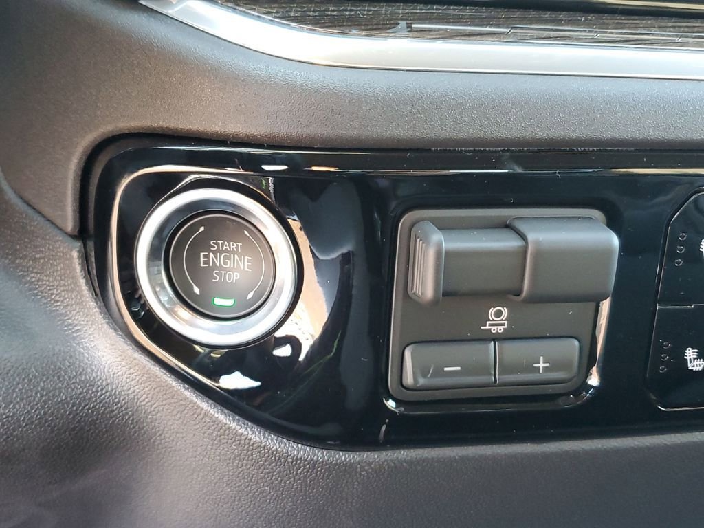 New 2026 GMC Sierra 1500 Elevation image 17