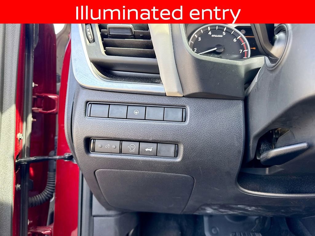 Used 2023 Nissan Rogue SV w/ SV Premium B Package image 21