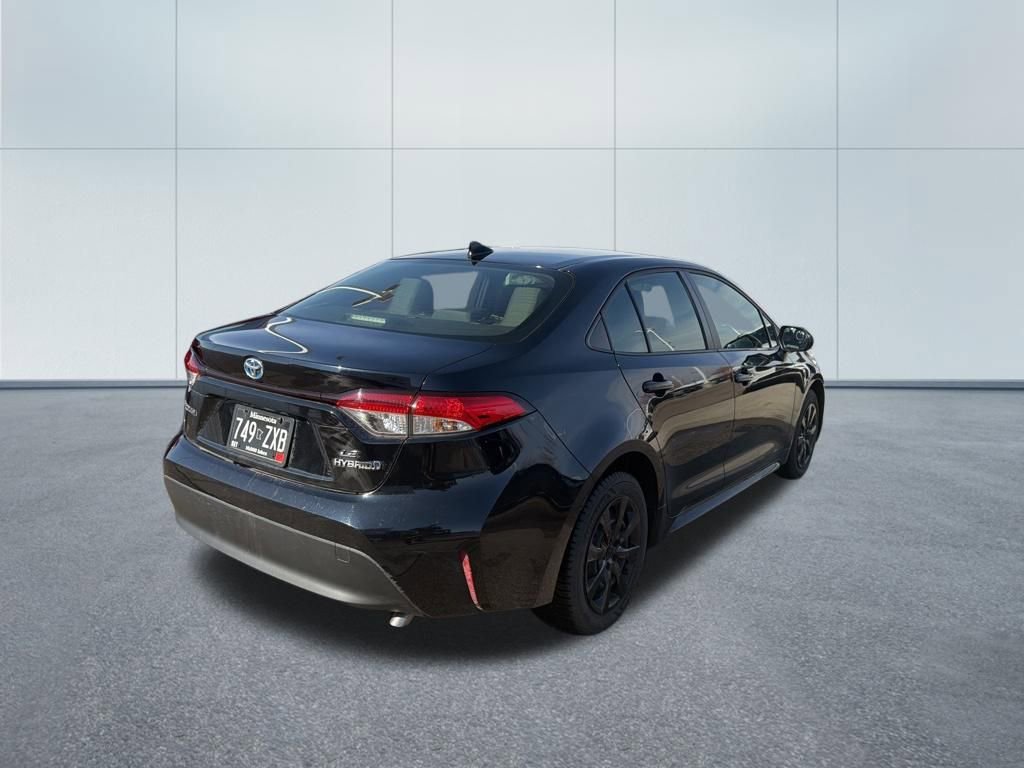 Used 2024 Toyota Corolla LE image 8