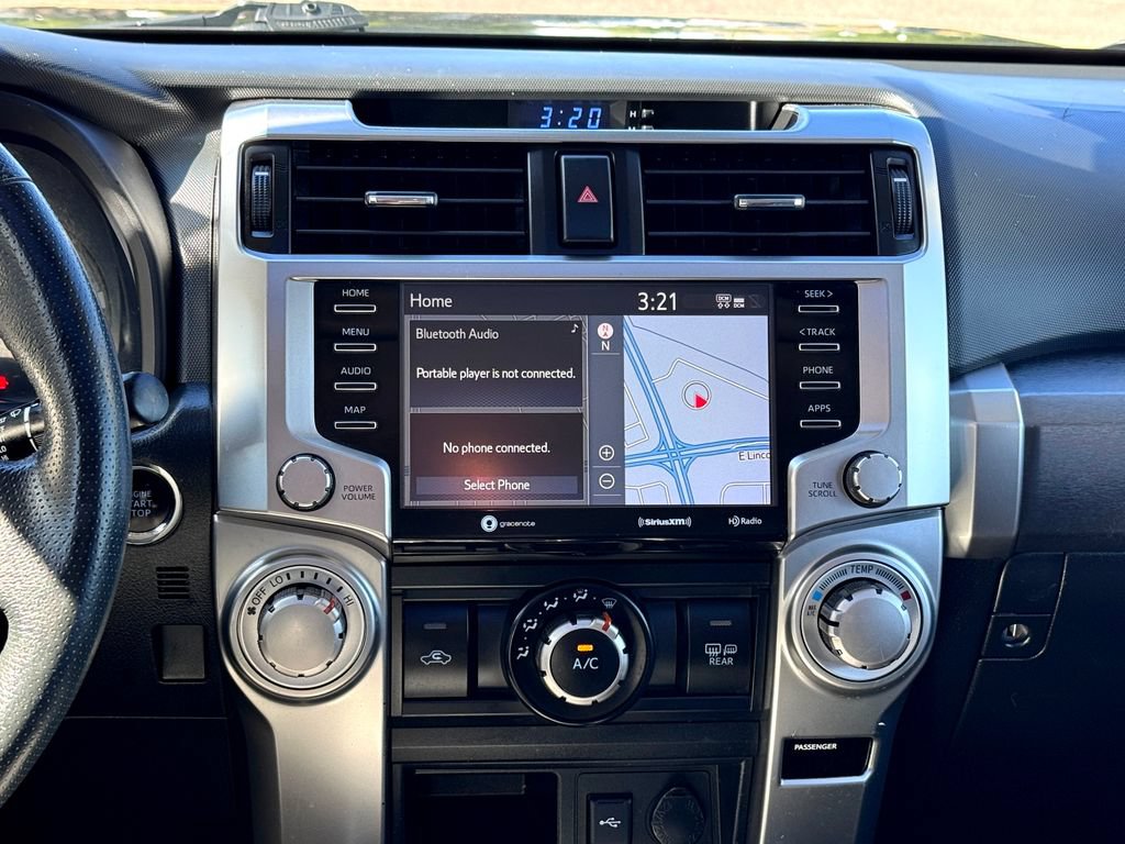 Used 2021 Toyota 4Runner SR5 Premium w/ Moonroof Package AWD/4WD image 26