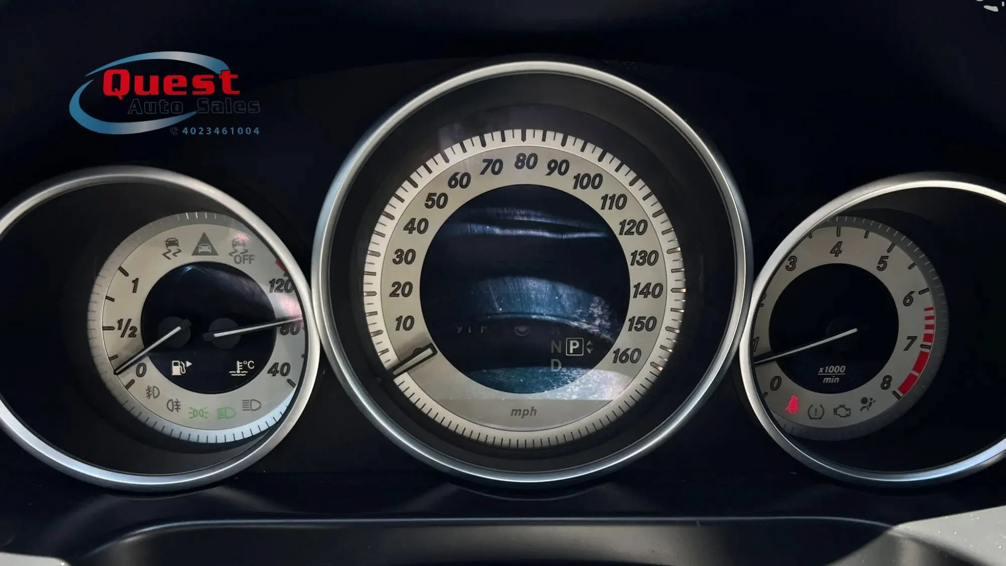 Used 2015 Mercedes-Benz E 400 Sedan w/ Driver Assistance Package image 37