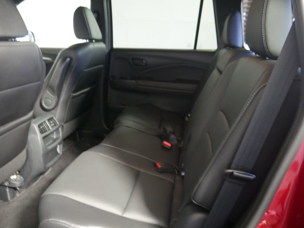 Certified 2023 Honda Passport EX-L image 13