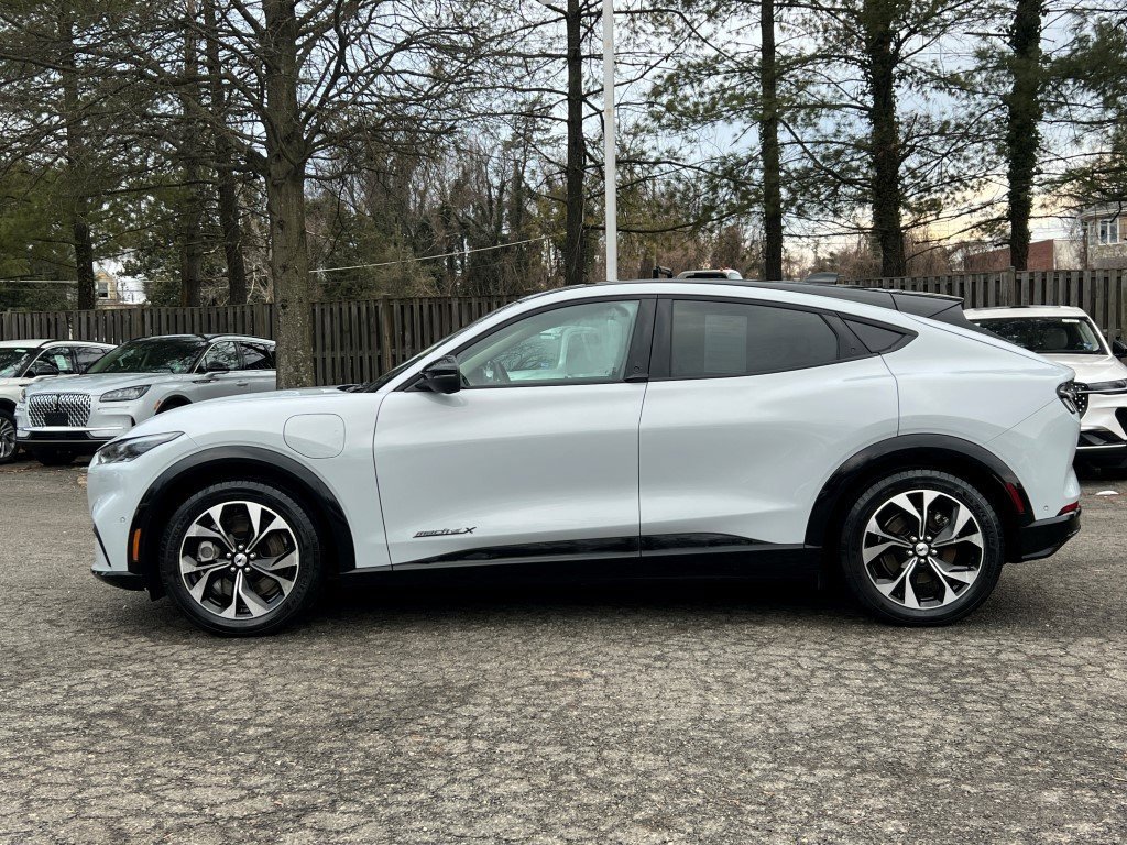 Used 2023 Ford Mustang Mach-E Premium image 3