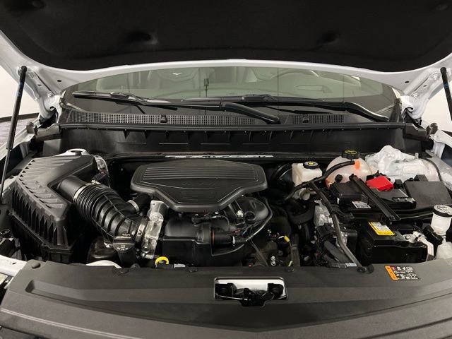 Certified 2025 Cadillac XT6 Sport w/ LPO, Red Accent Package image 41