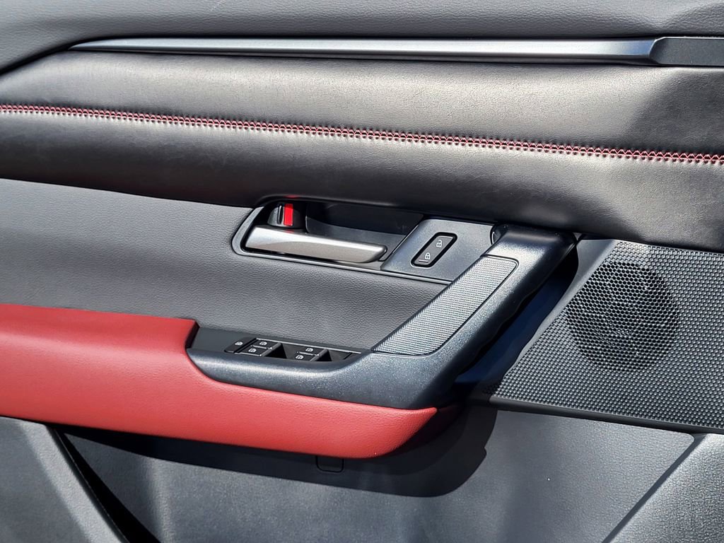 New 2026 MAZDA CX-50 AWD 2.5 Hybrid w/ Cargo Package image 16