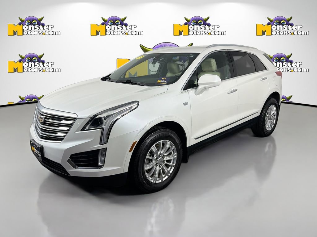 Used 2017 Cadillac XT5 FWD image 1