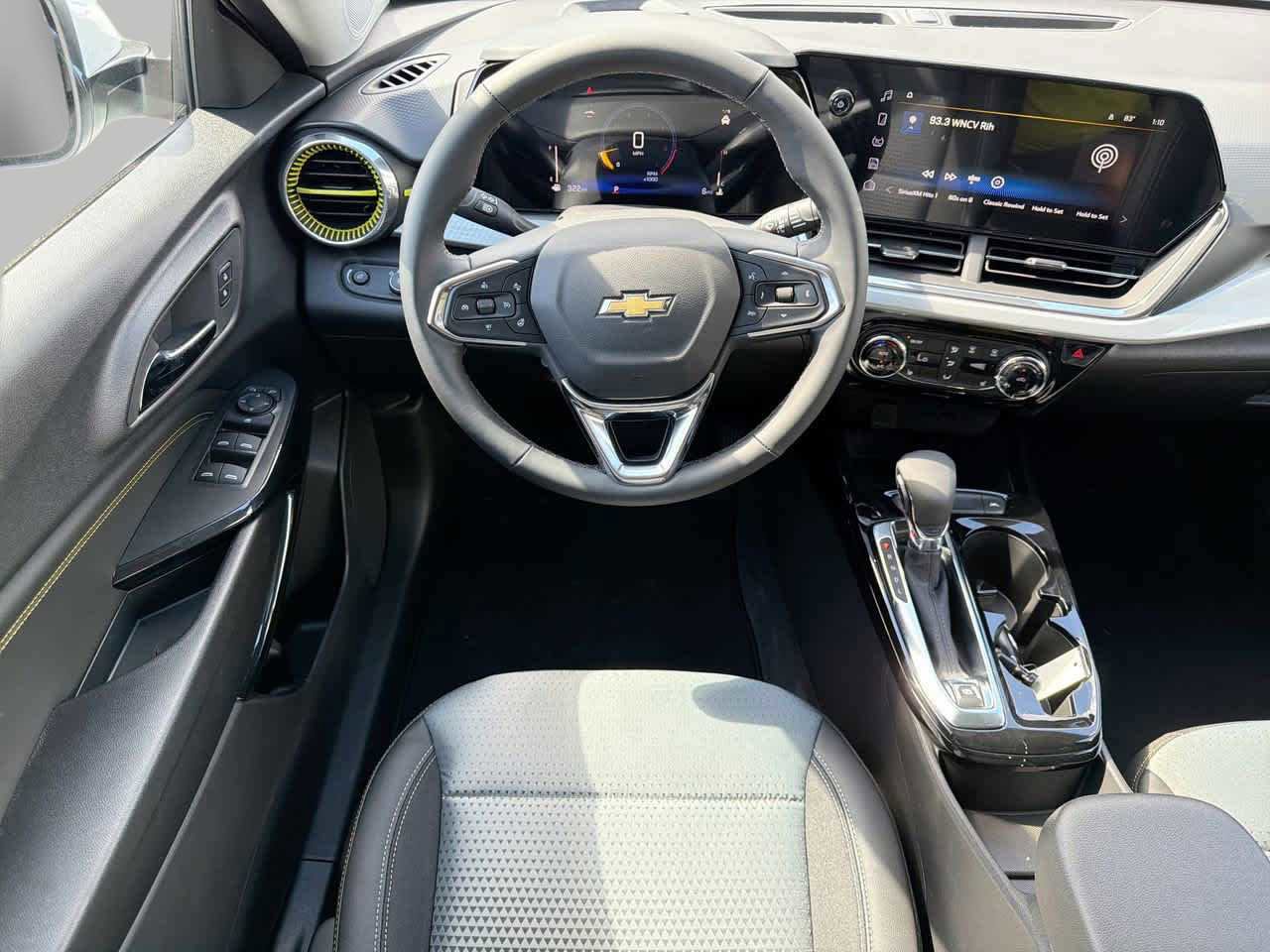 New 2026 Chevrolet Trax LT w/ Driver Confidence Package FWD image 11