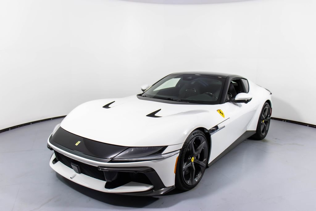 Certified 2025 Ferrari 12Cilindri image 10