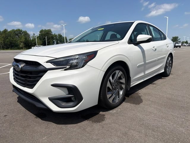Used 2023 Subaru Legacy Limited AWD/4WD image 2