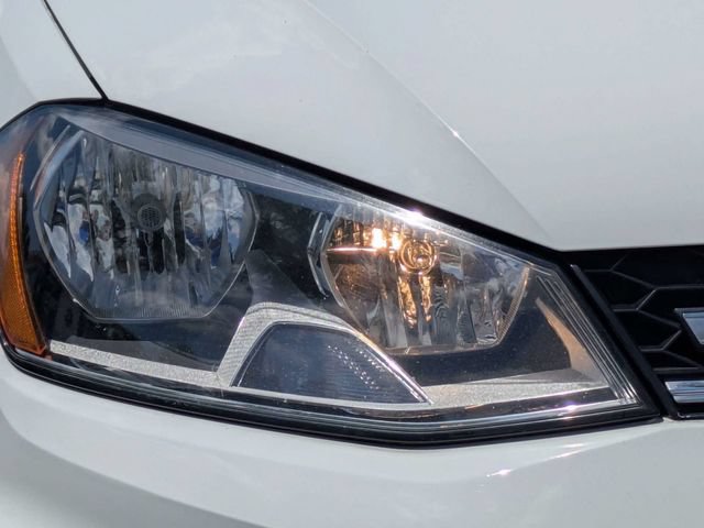 Used 2017 Volkswagen Golf Alltrack S AWD/4WD image 10