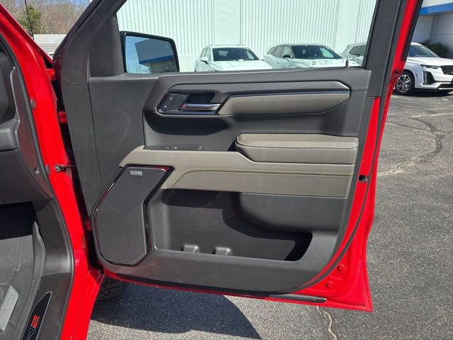 Used 2025 Chevrolet Silverado 1500 ZR2 w/ Technology Package image 25