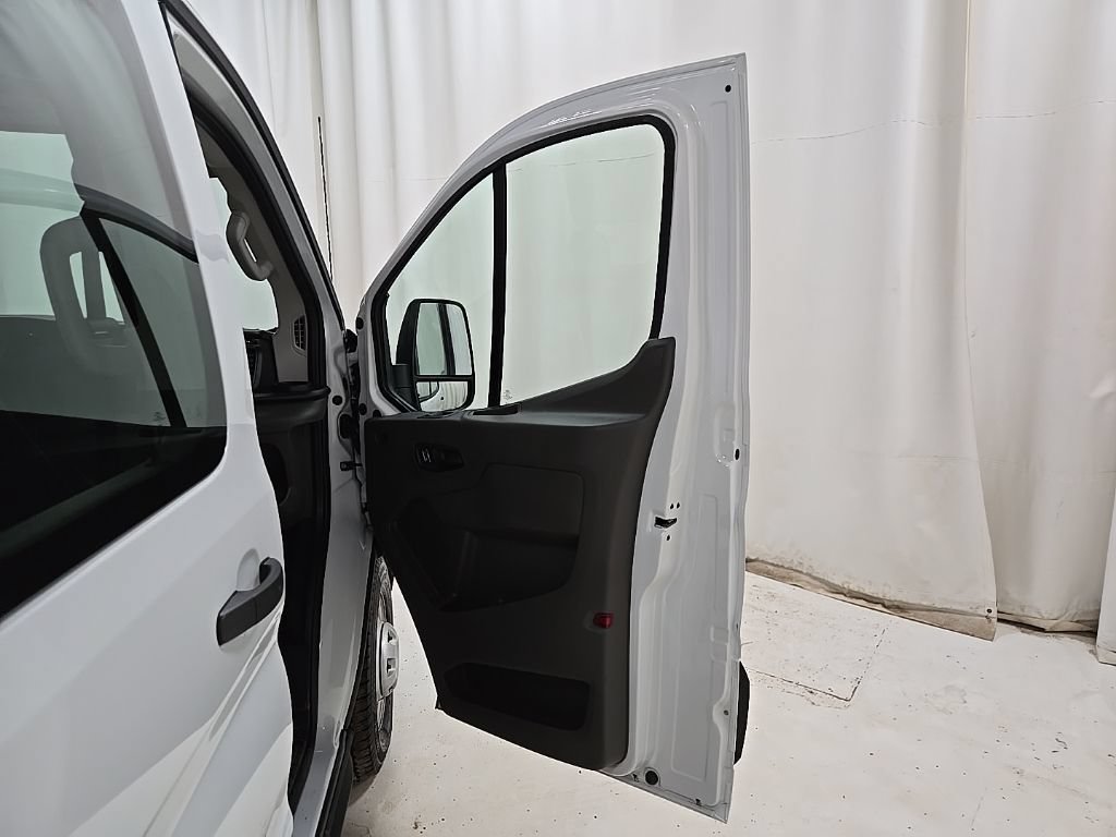 Used 2024 Ford Transit 350 XL AWD/4WD image 43