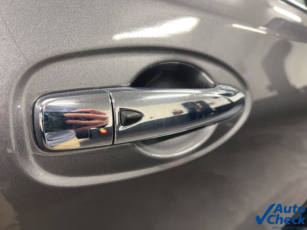 Used 2018 Nissan Rogue SV AWD/4WD image 20