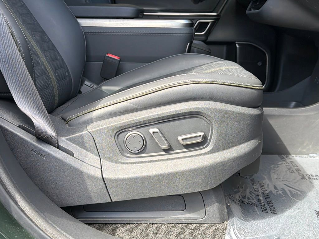 Used 2024 Rivian R1T Adventure image 35