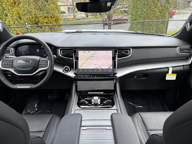 New 2026 Jeep Grand Wagoneer Limited AWD/4WD image 8