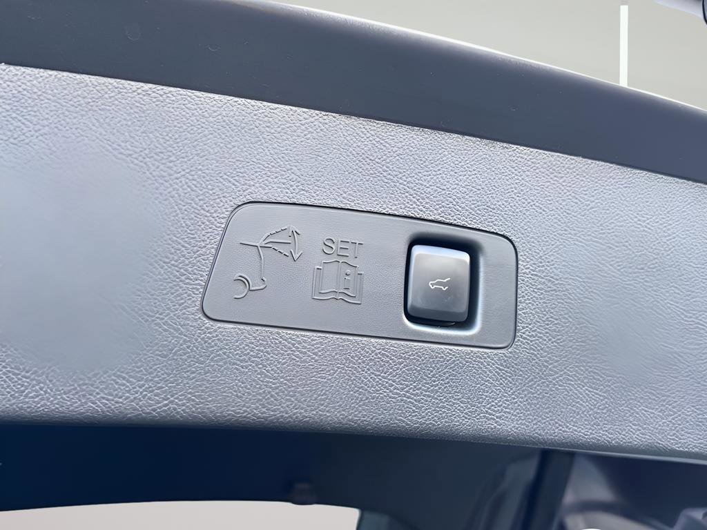 Used 2022 Lincoln Corsair FWD image 39