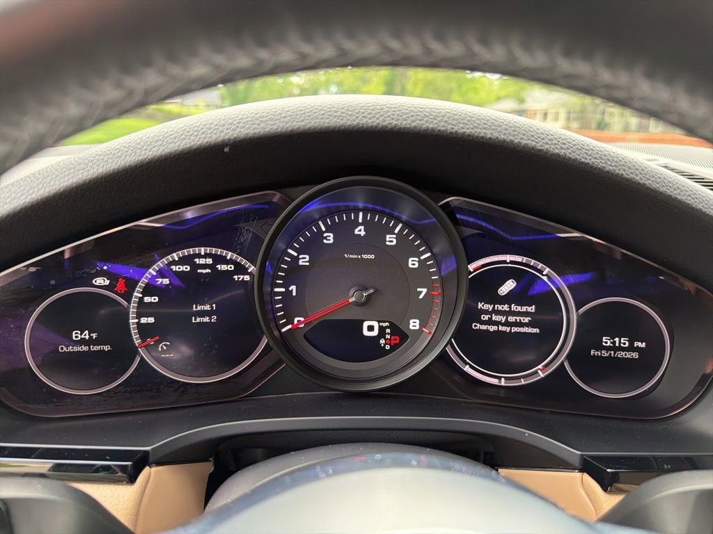 Used 2020 Porsche Cayenne AWD/4WD image 25