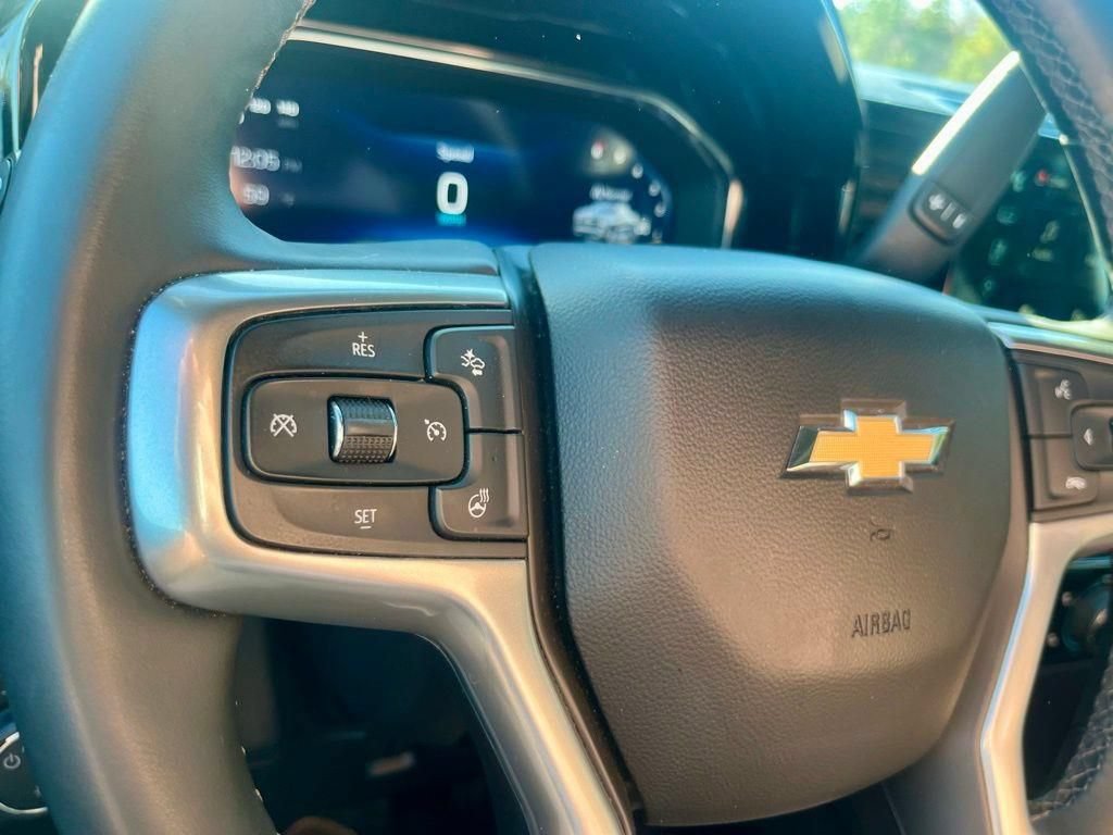 Used 2025 Chevrolet Silverado 1500 LT w/ Protection Package AWD/4WD image 16