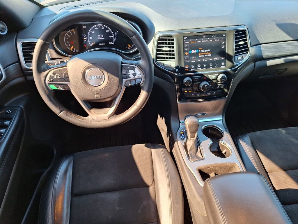 Used 2021 Jeep Grand Cherokee Laredo X image 9