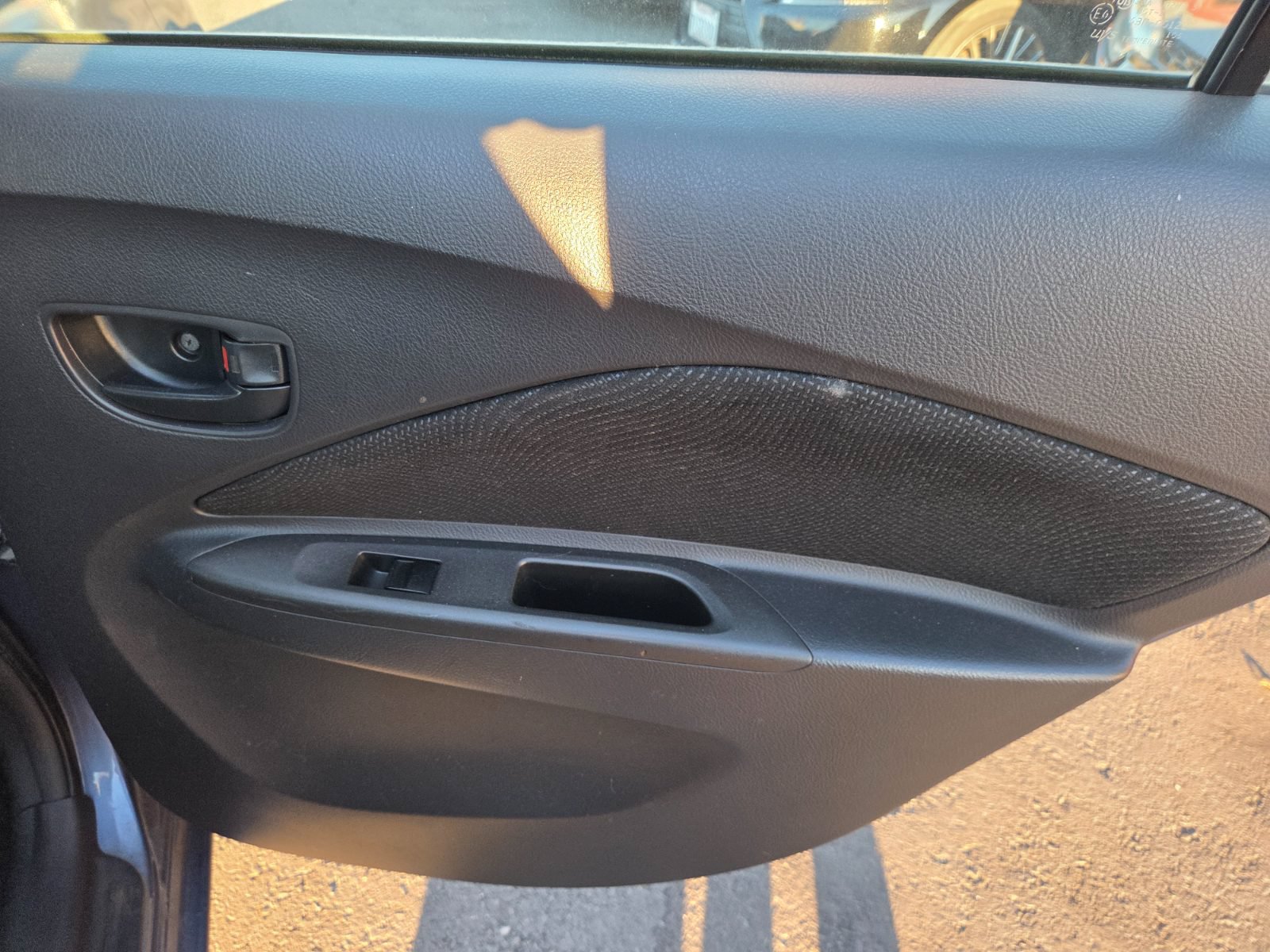 Used 2012 Toyota Yaris Sedan FWD image 10