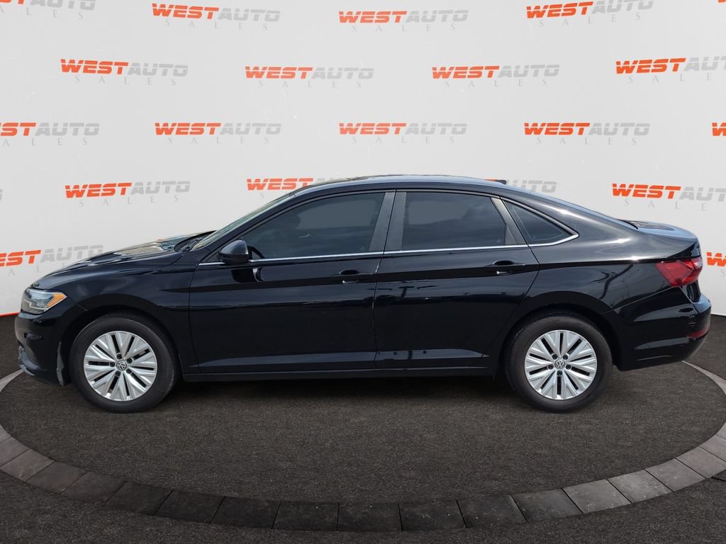 Used 2020 Volkswagen Jetta S w/ Driver Assistance Package FWD image 2