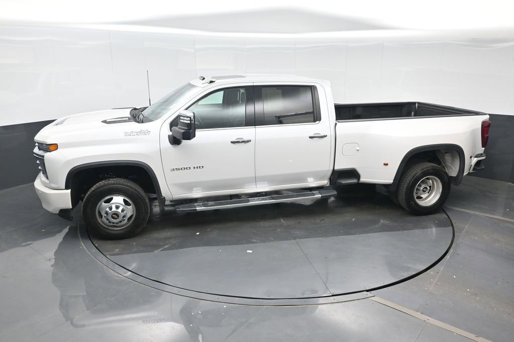 Used 2023 Chevrolet Silverado 3500 High Country image 24
