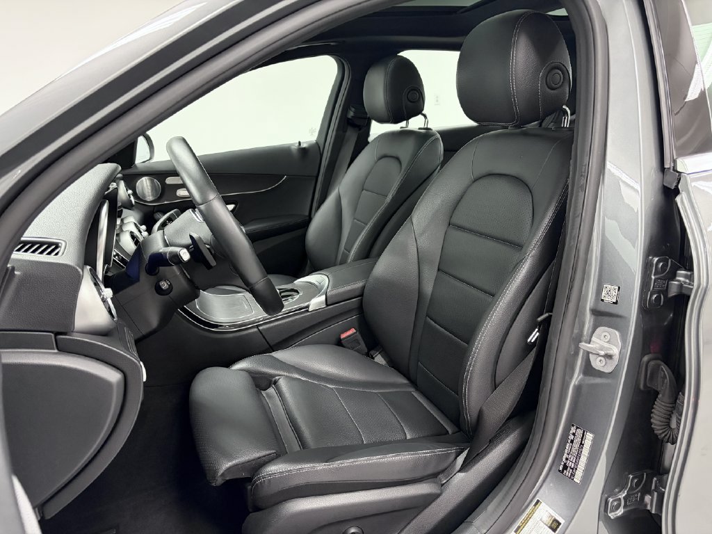 Certified 2021 Mercedes-Benz C 300 4MATIC Sedan image 16