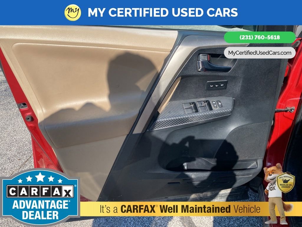 Used 2013 Toyota RAV4 Limited AWD/4WD image 12