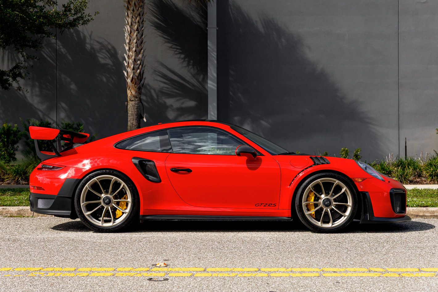 Used 2018 Porsche 911 GT2 RS RWD image 28