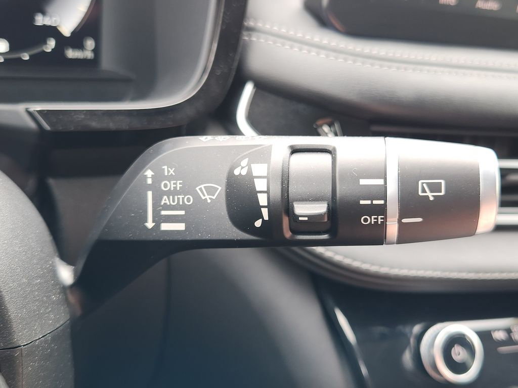 Used 2023 INFINITI QX60 Luxe w/ Vision Package AWD/4WD image 34