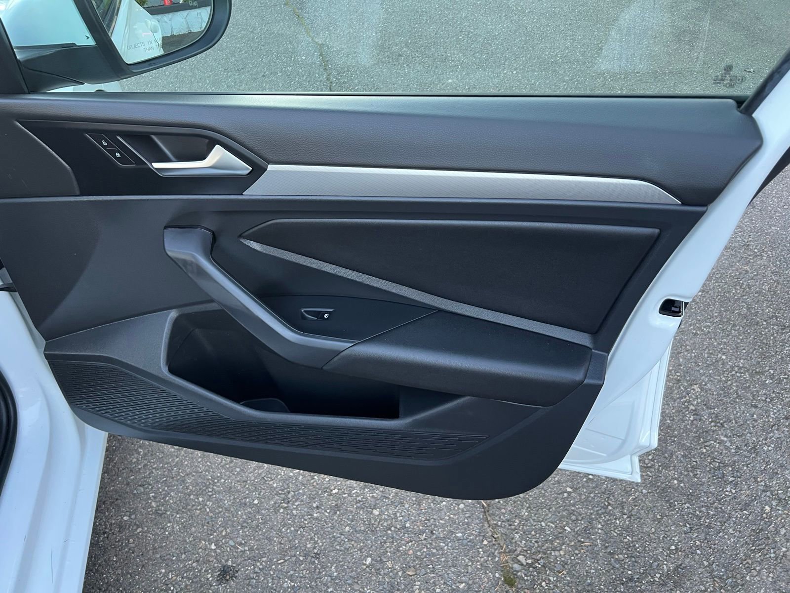 Used 2019 Volkswagen Jetta S w/ Driver Assistance Package image 24