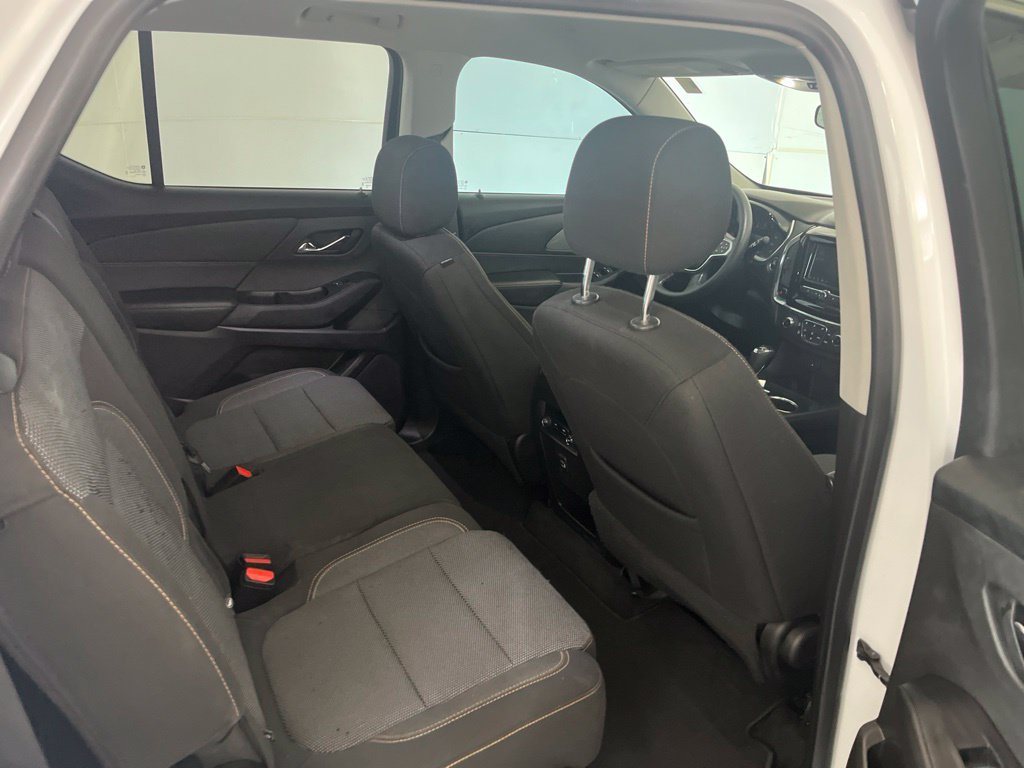 Used 2020 Chevrolet Traverse LS FWD image 24