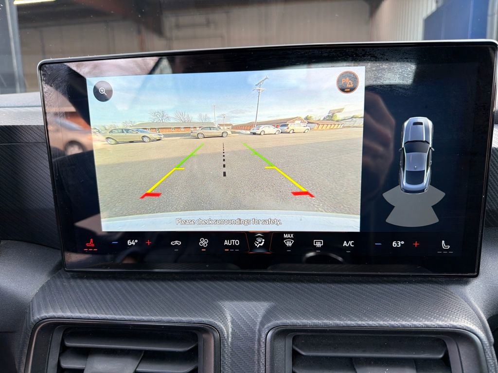 Used 2024 Ford Mustang Convertible image 27