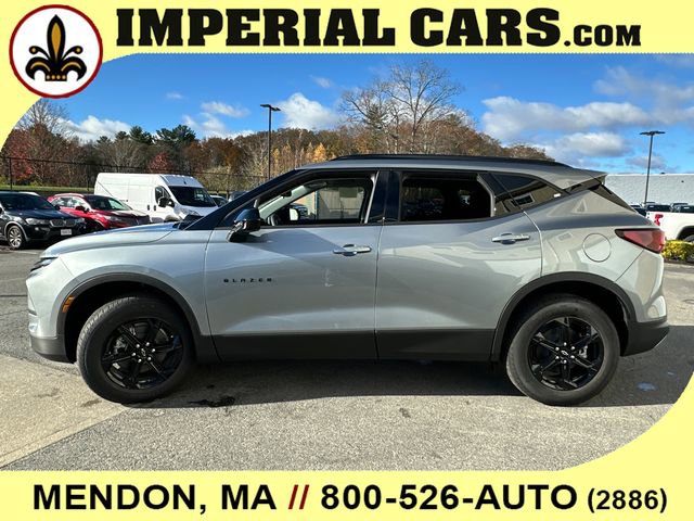 New 2025 Chevrolet Blazer LT w/ Midnight/Sport Edition image 7