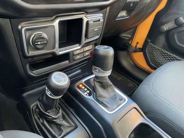 Used 2021 Jeep Wrangler Sport image 32