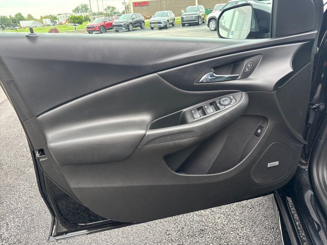 Used 2017 Chevrolet Volt Premier FWD image 14