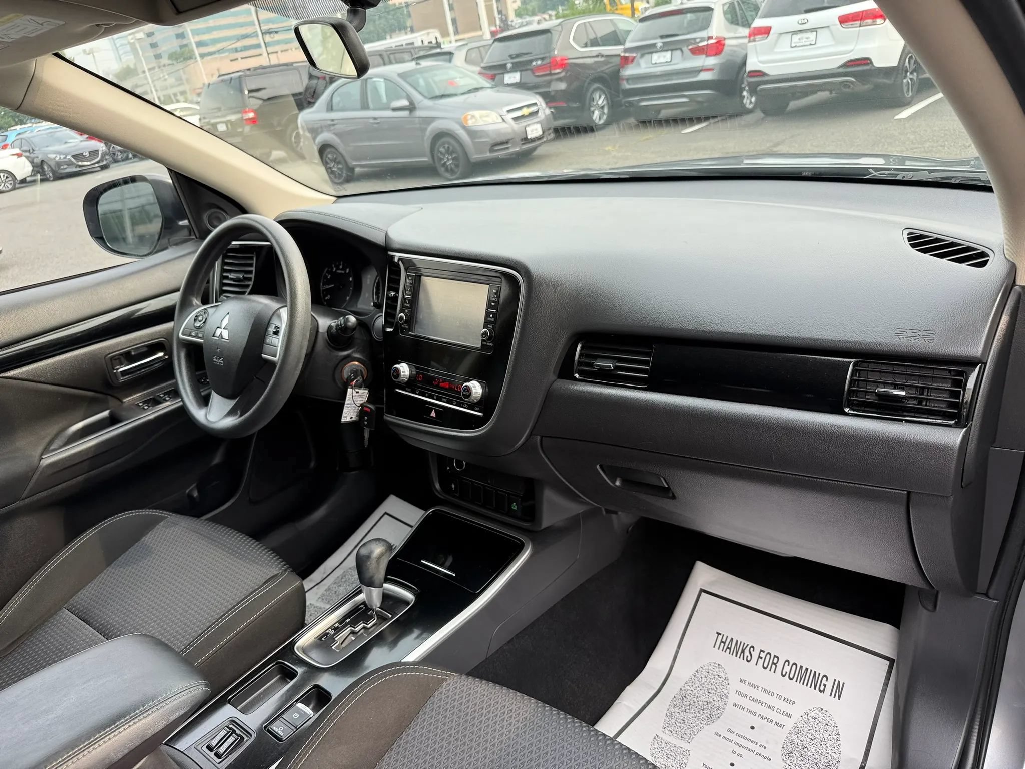 Used 2020 Mitsubishi Outlander ES FWD image 35