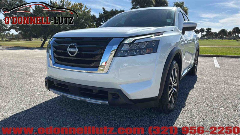Used 2025 Nissan Pathfinder Platinum image 36