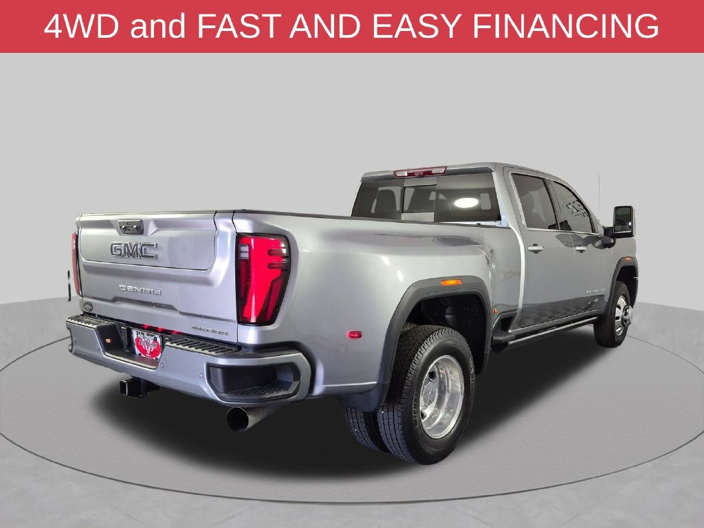 Used 2025 GMC Sierra 3500 Denali Ultimate AWD/4WD image 4