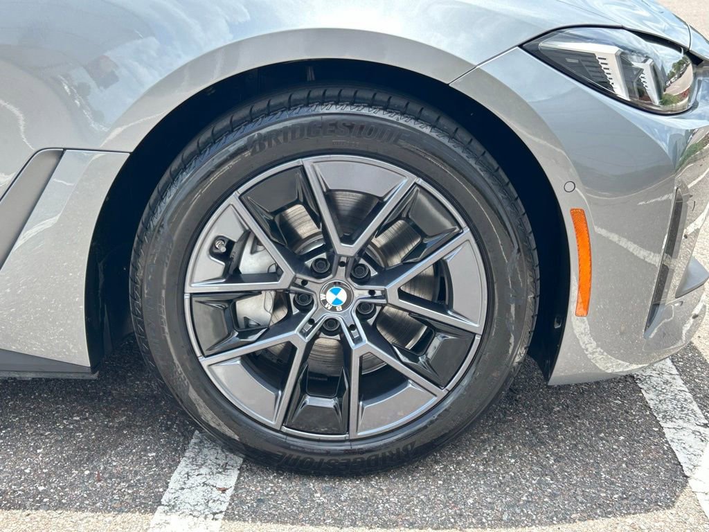 Used 2025 BMW i4 eDrive40 w/ Premium Package RWD image 49