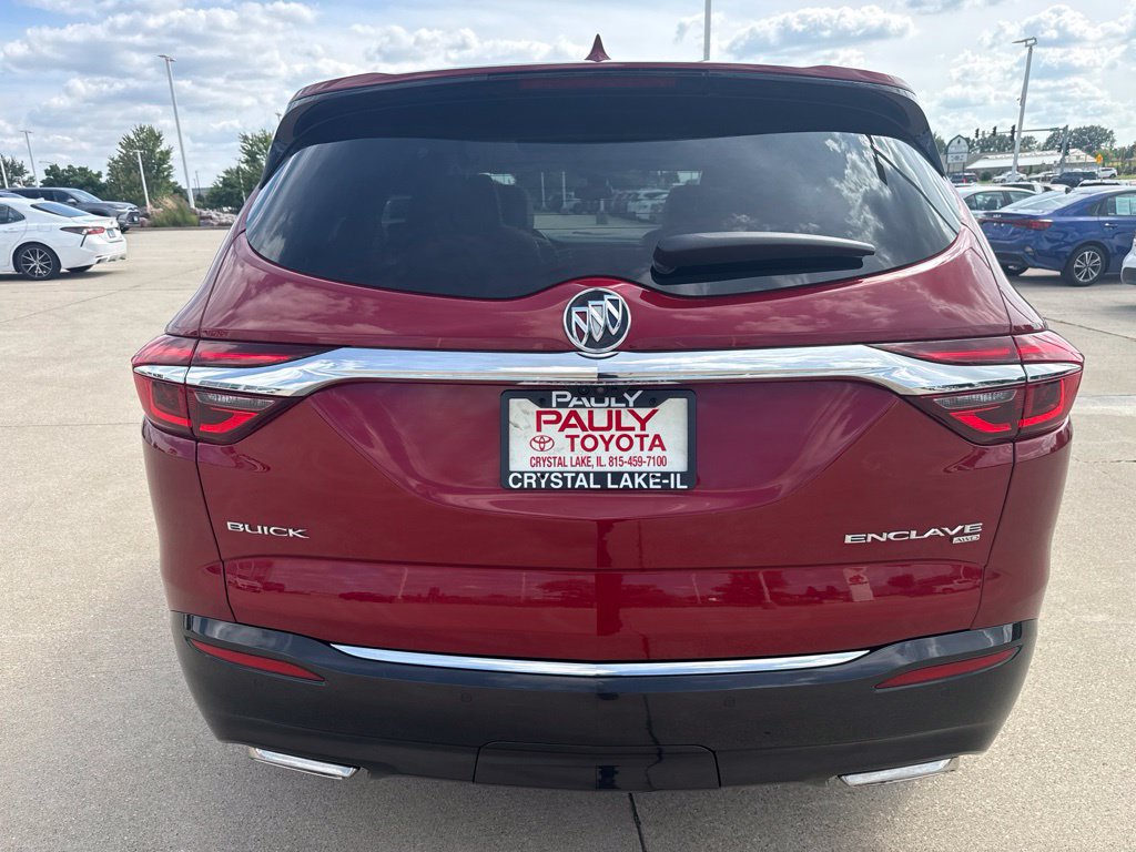 Used 2018 Buick Enclave Premium w/ Experience Buick Package AWD/4WD image 4