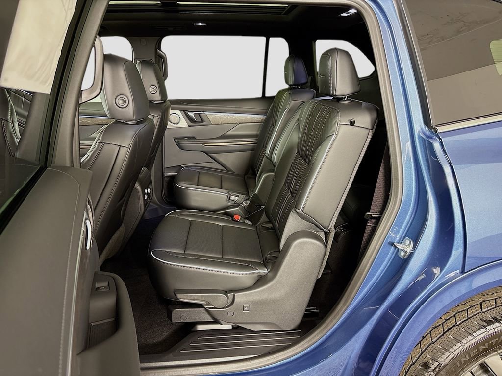 New 2026 Buick Enclave Avenir w/ Super Cruise Package AWD/4WD image 25